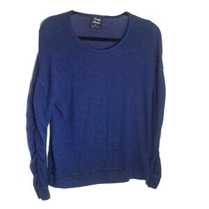 Knapp Studio Women's Blue Sweater